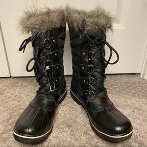 Sorel Tofino II insulated boots, size 9.5